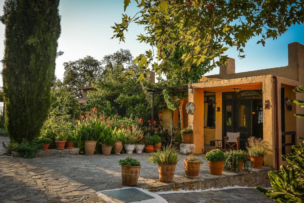 Enagron Ecotourism Village Axós Exterior foto